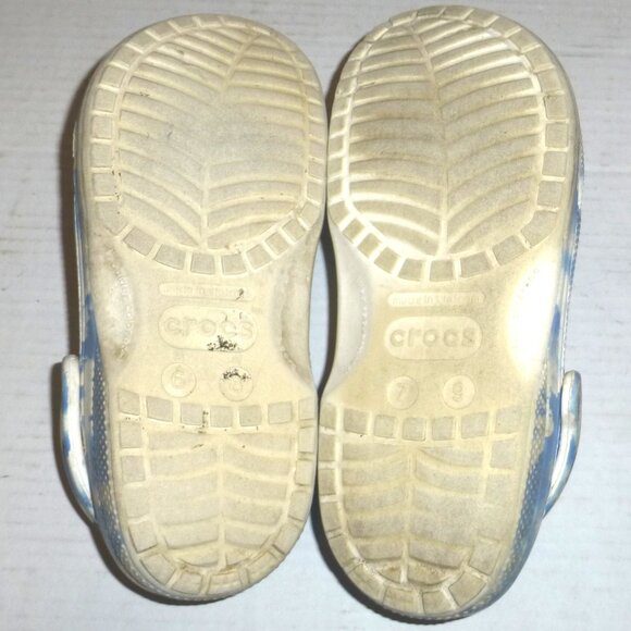 Crocs Classic Out of This World Unisex Clogs Men Size: 6 Women Size: 8 READ - Picture 12 of 15